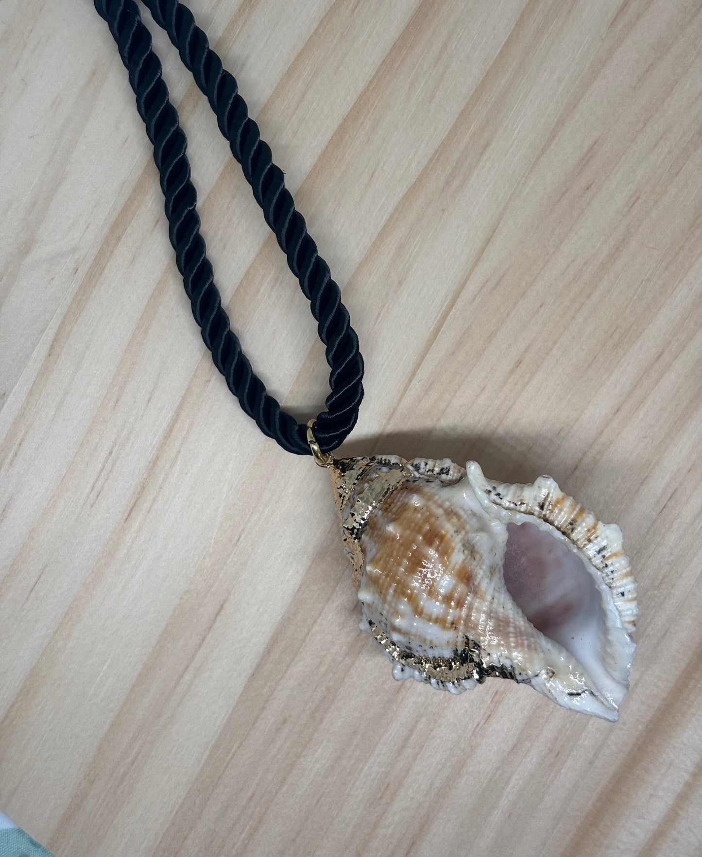 Caracol Dorado del Mar| Necklace 🐚🌊
